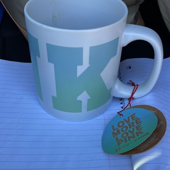 New w/tag VS VICTORIA'S SECRET GIANT ‘PINK' COFFEE CUP MUG Green Print Letters - Picture 3 of 4